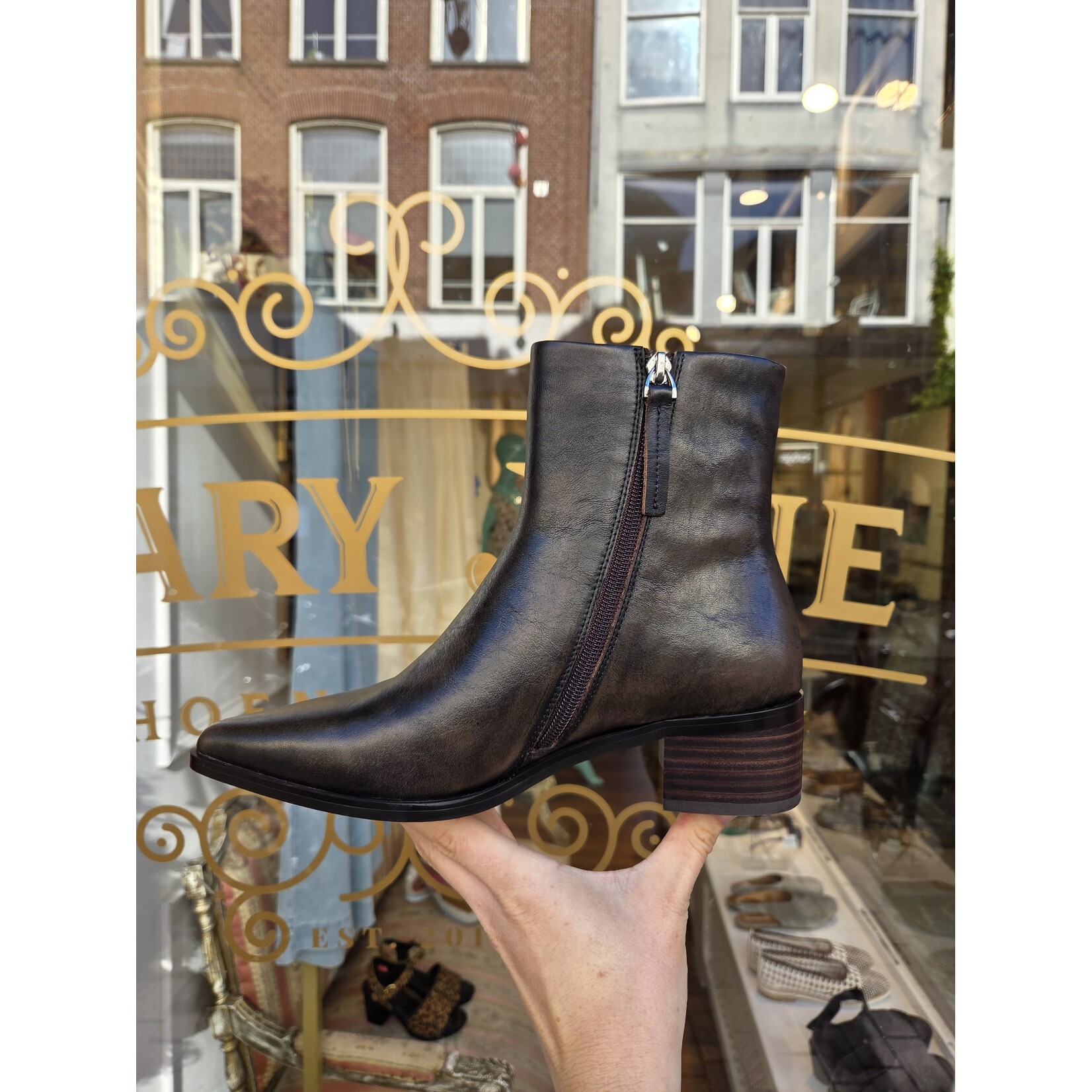 BLACKROSE BLACKROSE sofer leather enkellaarsje ELLY chocolate