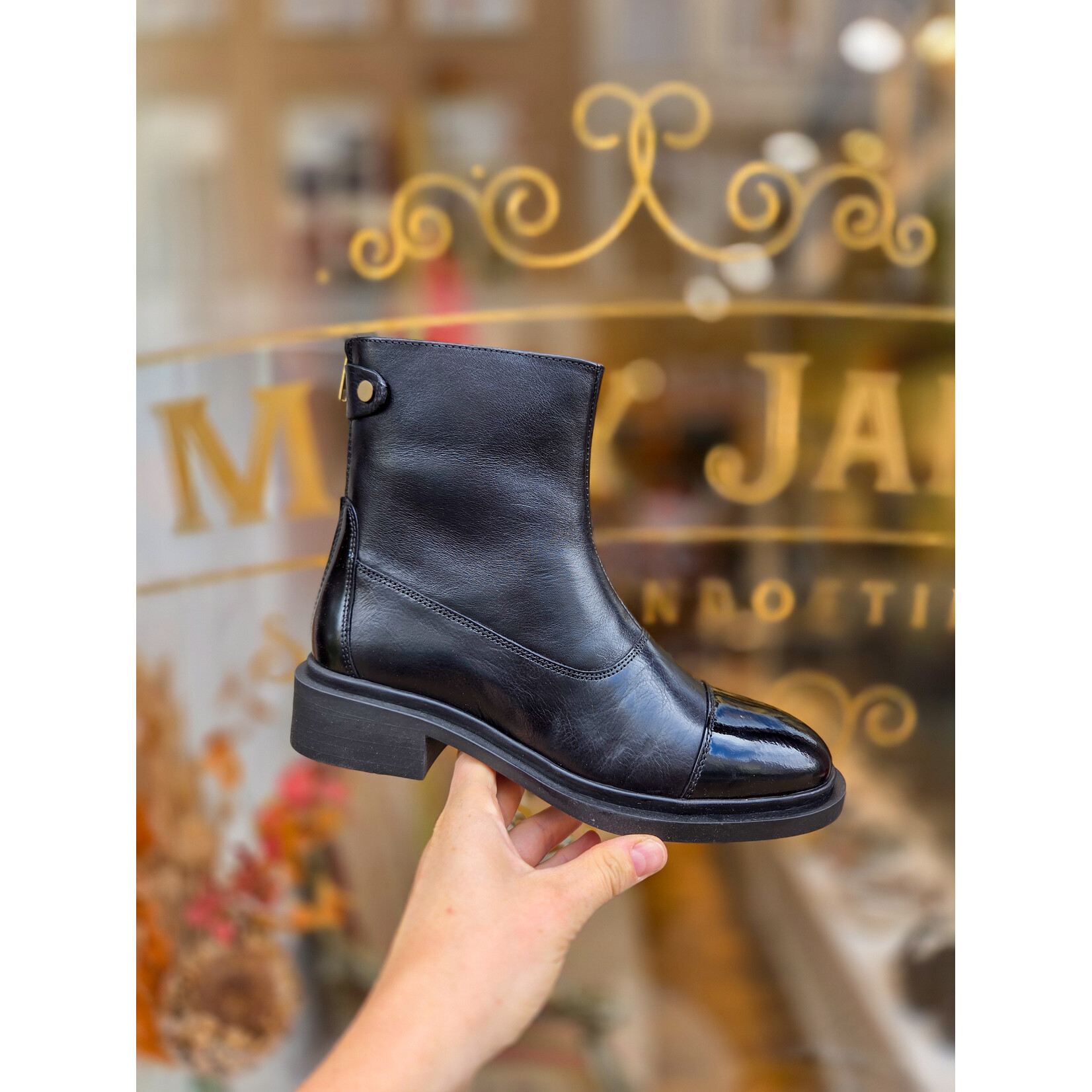 Copenhagen Shoes leren enkellaarsjes PATENT zwart