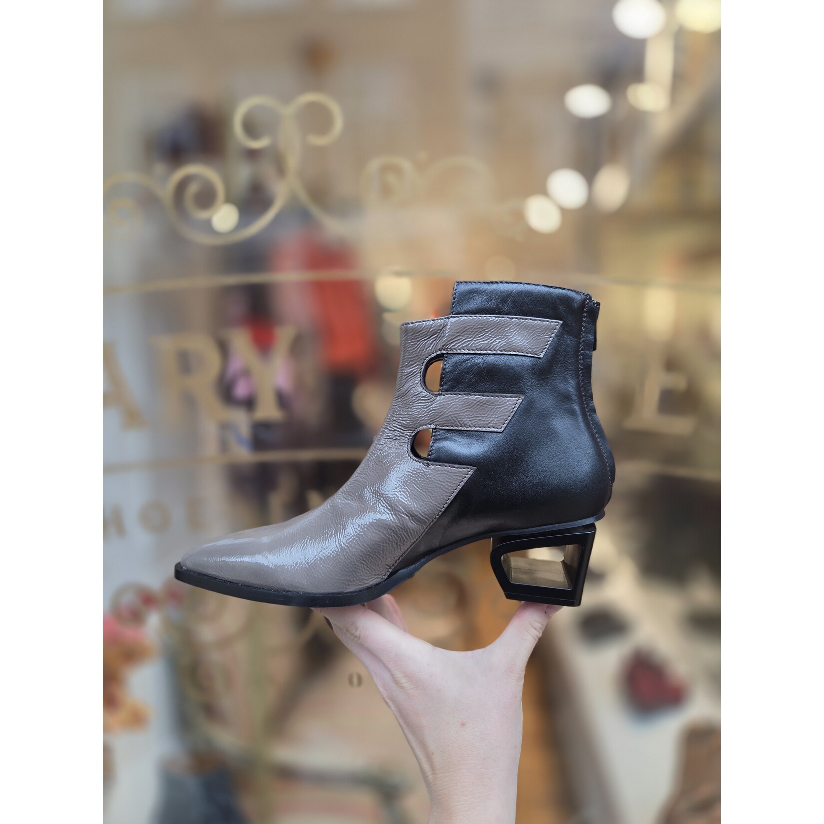 Le Bohemien special boot TP5009 taupe/zwart