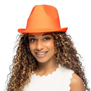 Hoedje neon oranje Op is Op
