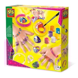 SES Ringen en armbanden versieren