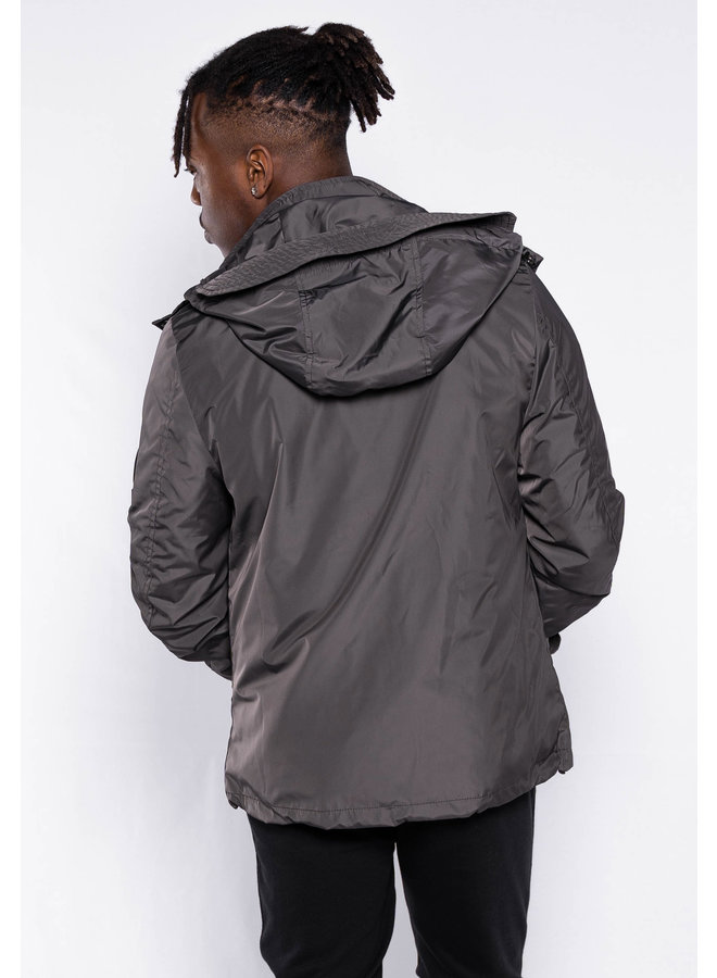 Conflict Windbreaker Cargo Antra