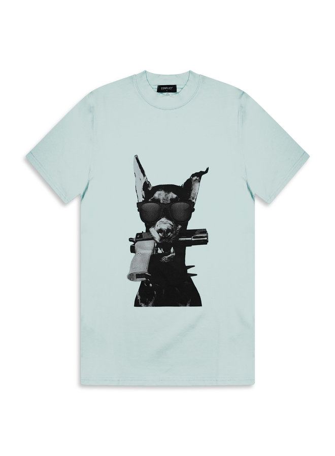 Conflict T-Shirt Doberman Light Blue