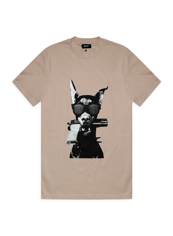 Conflict T-Shirt Doberman Beige