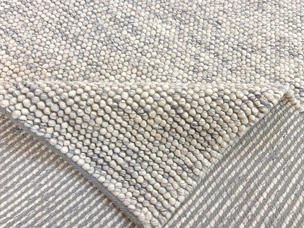 Ventura Bolletjes Grijs / Crème Handgemaakt vloerkleed - Ventura Bolletjes Grijs / Crème Handgemaakt vloerkleed -