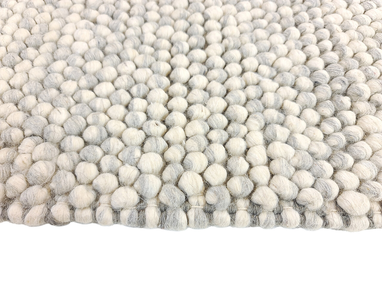 Ventura Bolletjes Lichtgrijs Handgemaakt vloerkleed