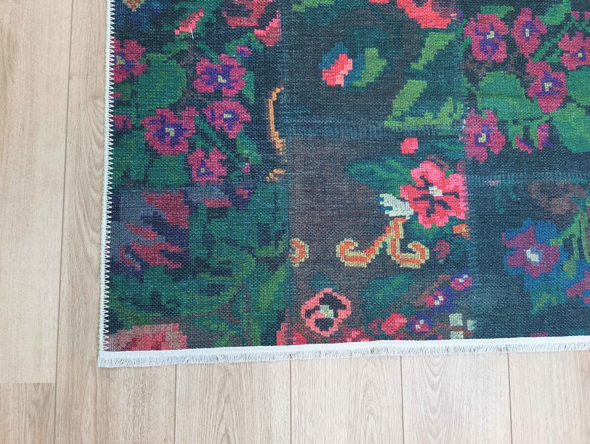 Adrasos Patchwork Zwart vloerkleed - Gebloemd Wasbaar & Waterdicht Adrasos Patchwork Zwart vloerkleed - Gebloemd Wasbaar & Waterdicht