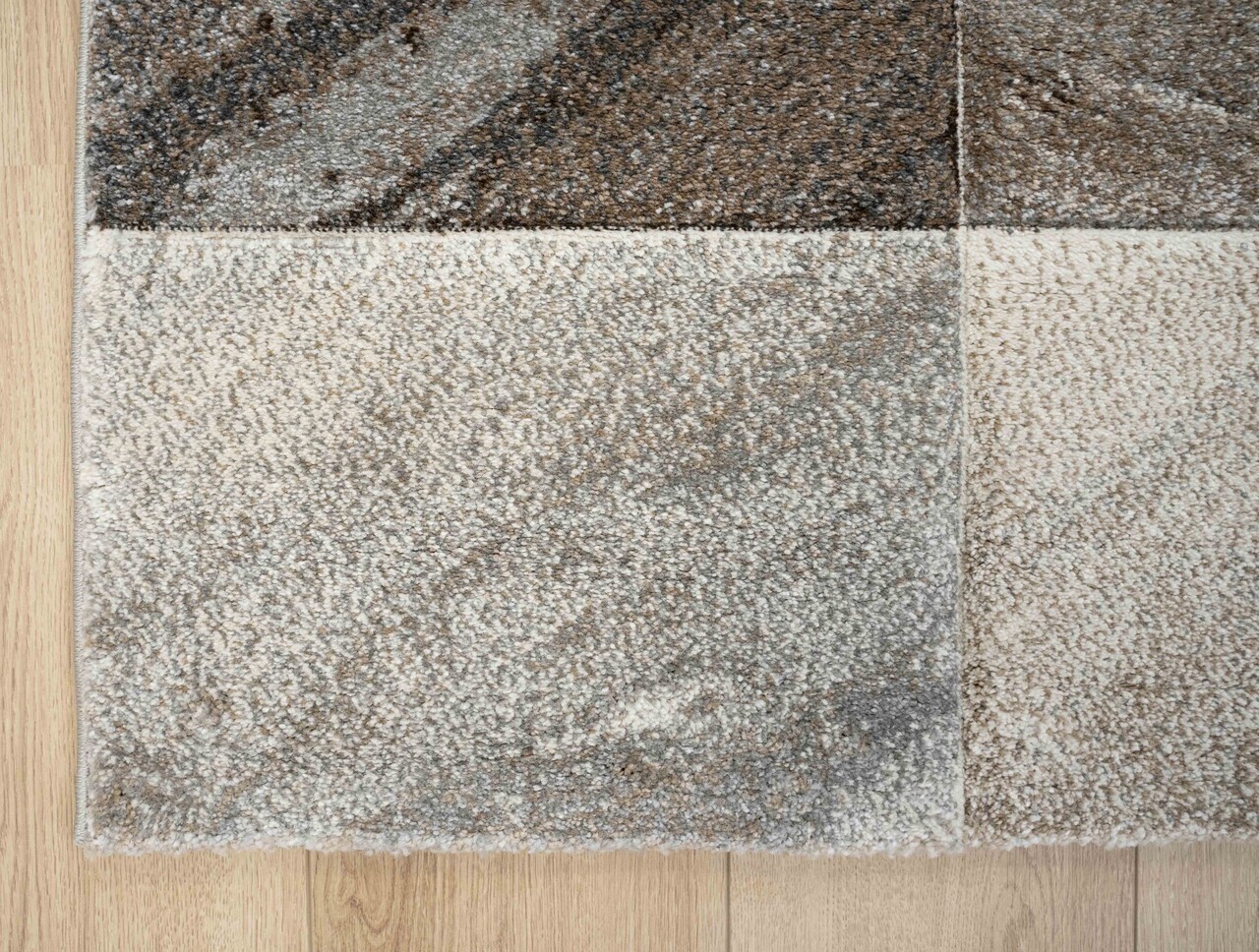 Vernazza Modern Beige / Grijs vloerkleed - Geblokt Vernazza Modern Beige / Grijs vloerkleed - Geblokt