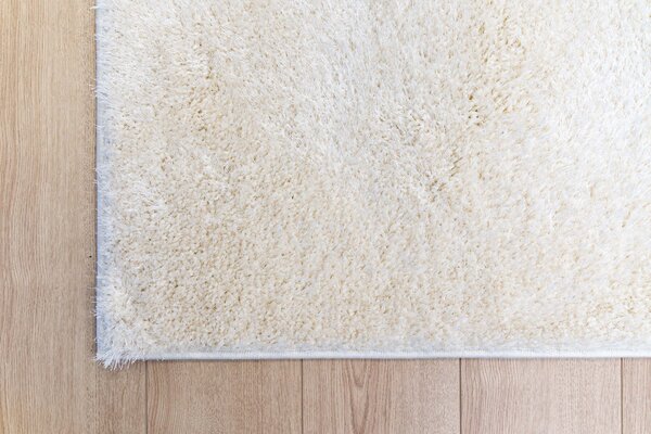 Rosia vloerkleed - Effen Uni & Wasbaar Hoogpolig - Crème Rosia vloerkleed - Effen Uni & Wasbaar Hoogpolig - Crème