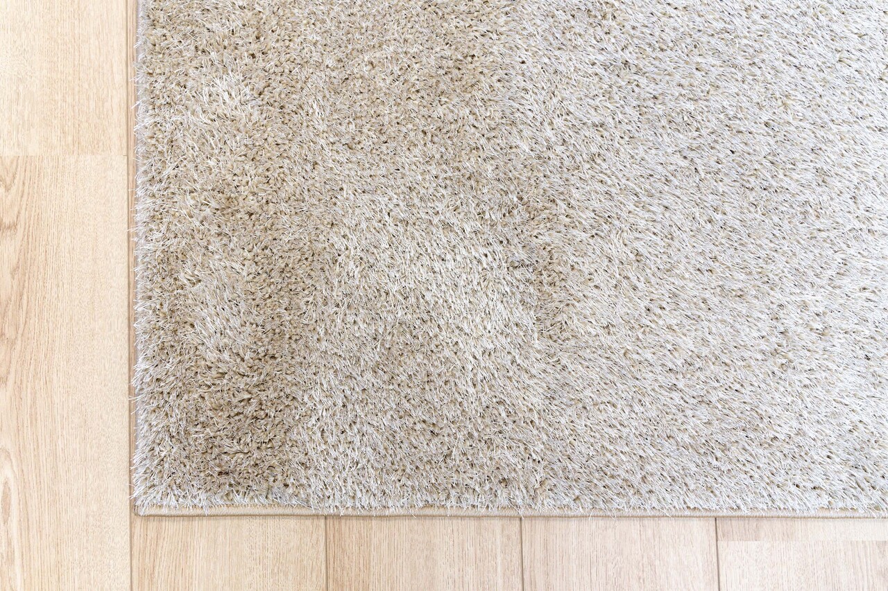 Rosia vloerkleed - Effen Uni & Wasbaar Hoogpolig - Beige