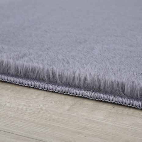 Teresa Hoogpolig Fluffy Grijs vloerkleed -