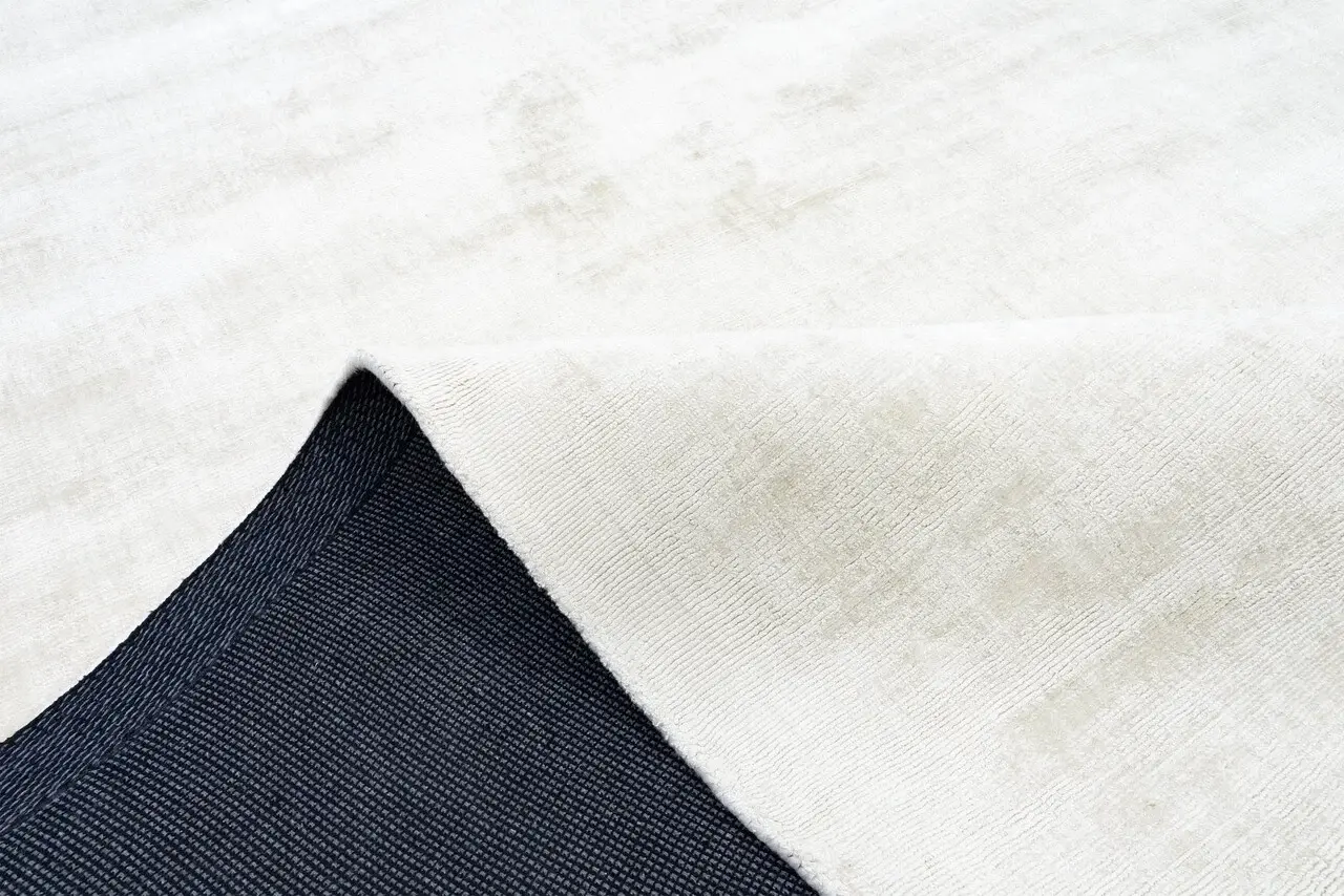 Lumbini Effen Viscose Crème vloerkleed - Handgeweven Lumbini Effen Viscose Crème vloerkleed - Handgeweven