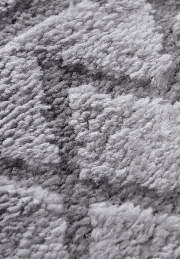 Elle Decoration - Gallery - Hoogpolig Tapijt - Itinerance - Lichtgrijs Elle Decoration - Gallery - Hoogpolig Tapijt - Itinerance - Lichtgrijs