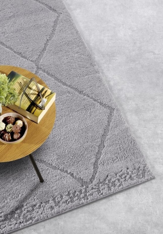 Elle Decoration - Gallery - Hoogpolig vloerkleed - Perrotin - Lichtgrijs Elle Decoration - Gallery - Hoogpolig vloerkleed - Perrotin - Lichtgrijs