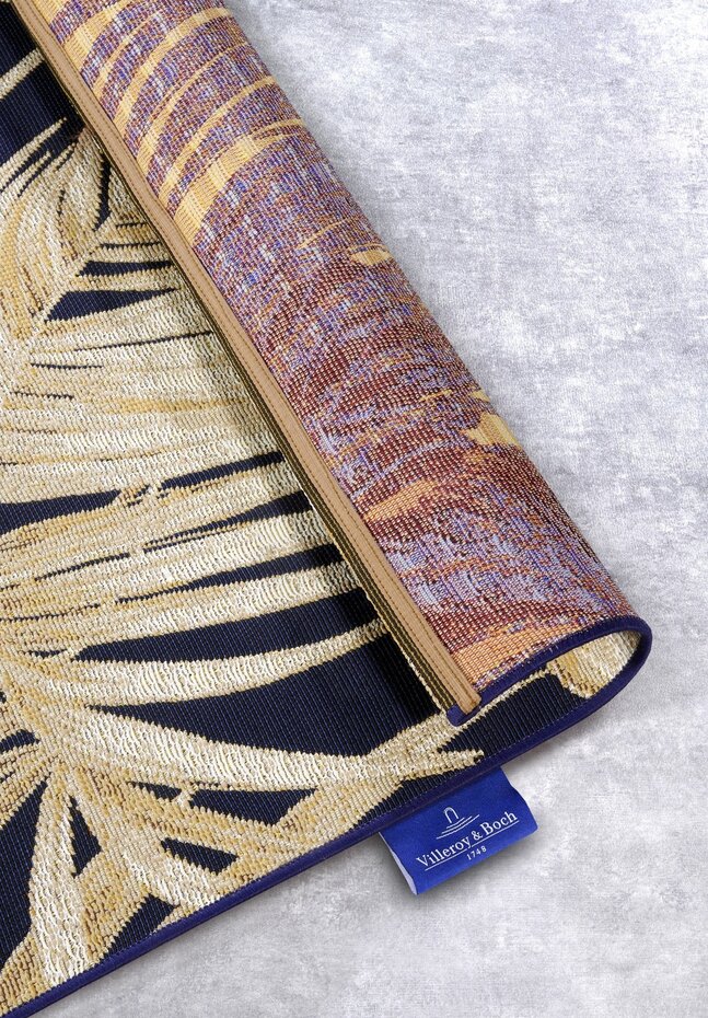 Binnen- en buitenkleed - Oktavie Donkerblauw/Goud Binnen- en buitenkleed - Oktavie Donkerblauw/Goud