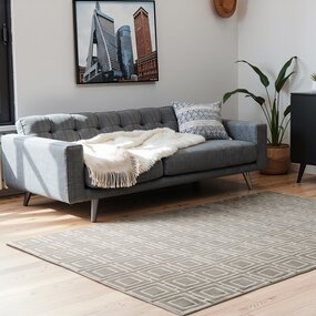 Elle Decoration - Perles laagpolig geblokt vloerkleed - Creme / Grijs