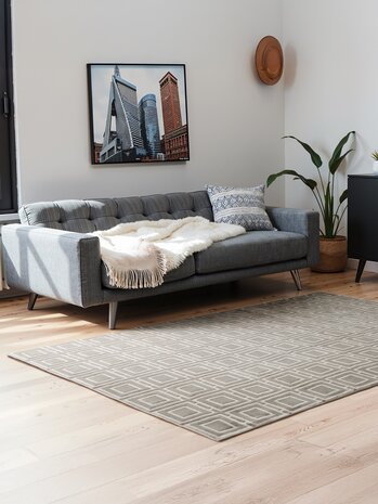 Elle Decoration - Perles laagpolig geblokt vloerkleed - Creme / Grijs