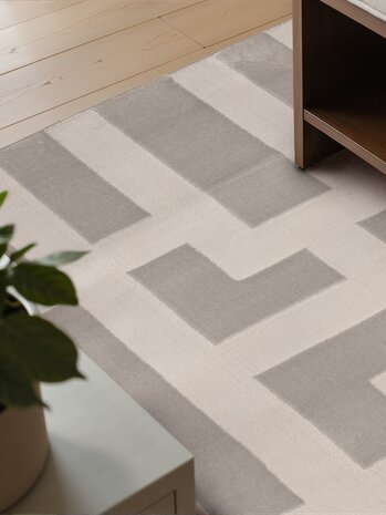 Elle Decoration - Perles laagpolig Onyx vloerkleed - Creme / Grijs