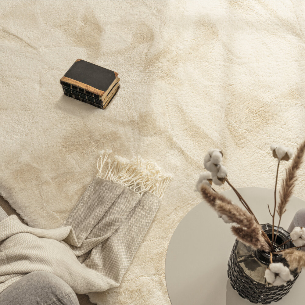 Hoogpolig Rabbit Plus Vloerkleed - Effen Uni - Creme