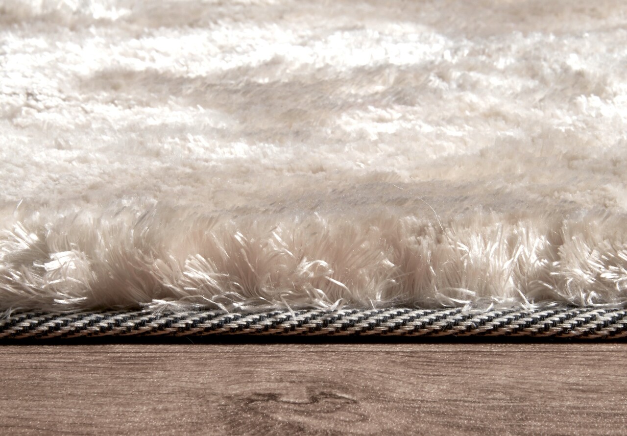 Hoogpolig vloerkleed – Cosy Calida Crème Hoogpolig vloerkleed – Cosy Calida Crème