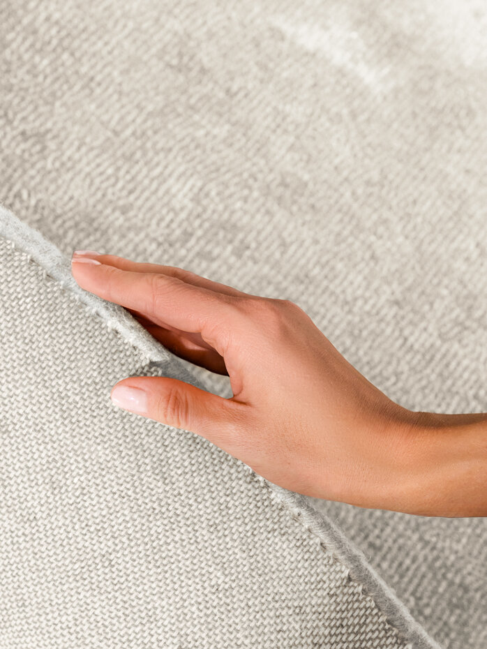 Organisch rond wollen vloerkleed - Kari Creme