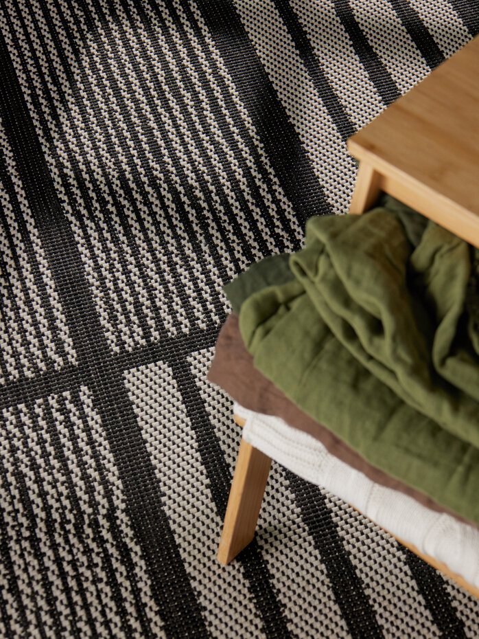 Buitenkleed - Haringey Allington Zwart/Wit Buitenkleed - Haringey Allington Zwart/Wit