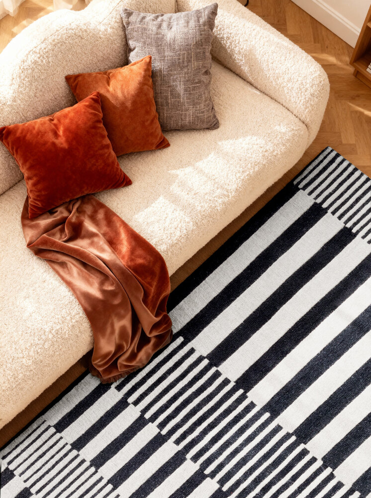 Wollen vloerkleed geometrisch - Stryve Pulse Zwart/Wit Wollen vloerkleed geometrisch - Stryve Pulse Zwart/Wit
