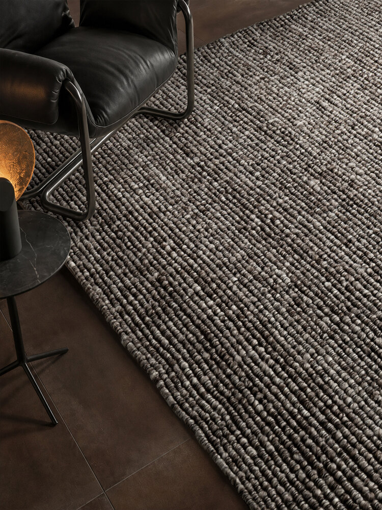Laagpolig vloerkleed - Boucle Wilma Donkergrijs Laagpolig vloerkleed - Boucle Wilma Donkergrijs