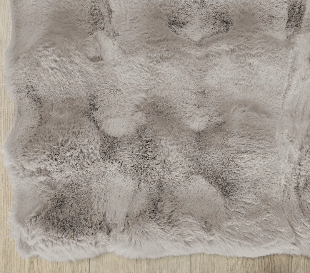Hoogpolig fluffy vloerkleed - Cloudy Bolletjes Beige Hoogpolig fluffy vloerkleed - Cloudy Bolletjes Beige