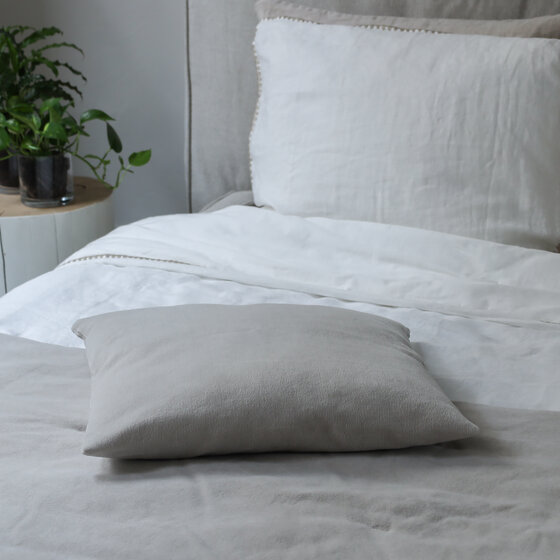Lausanne plaid and decorative cushion cover