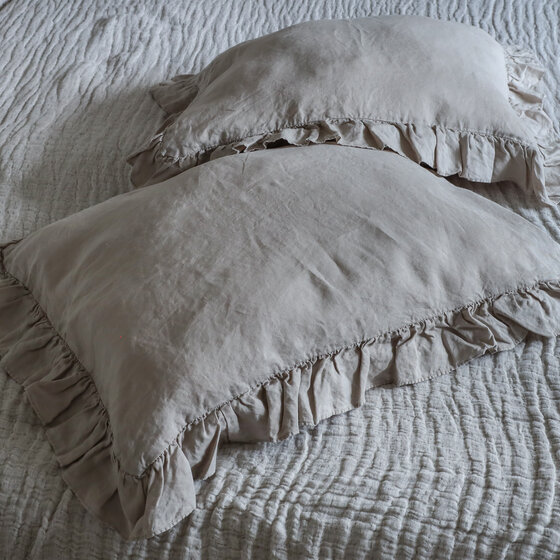 Lily pillowcase