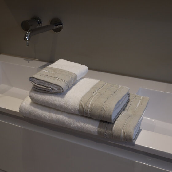 Frejus towel