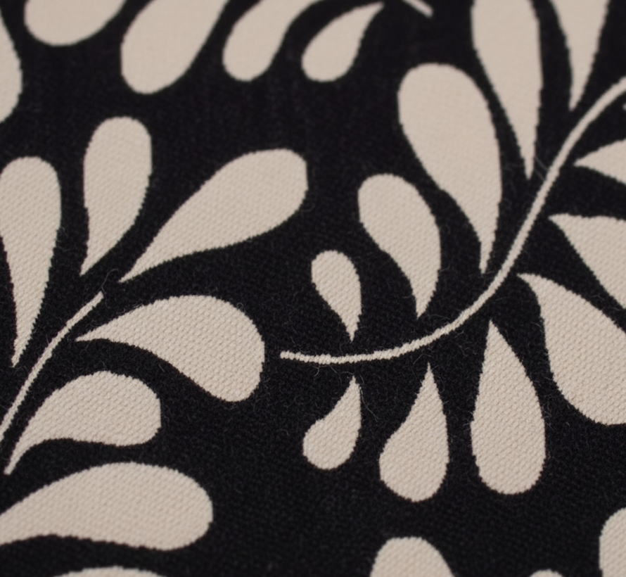 Bloemen patroon zwart gobelin