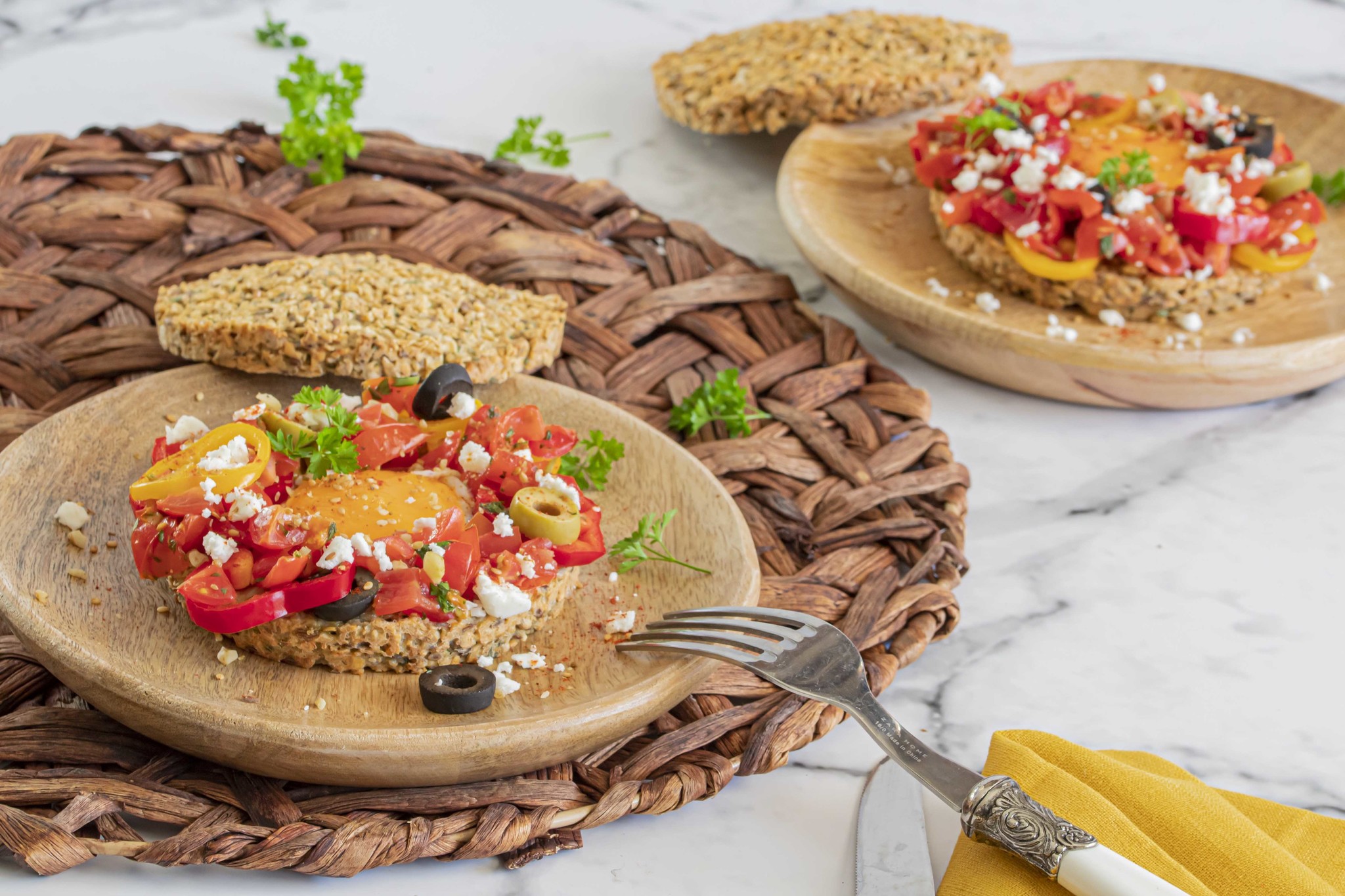 Paasbroodje met de bakmix van HighFibe en Dukkah
