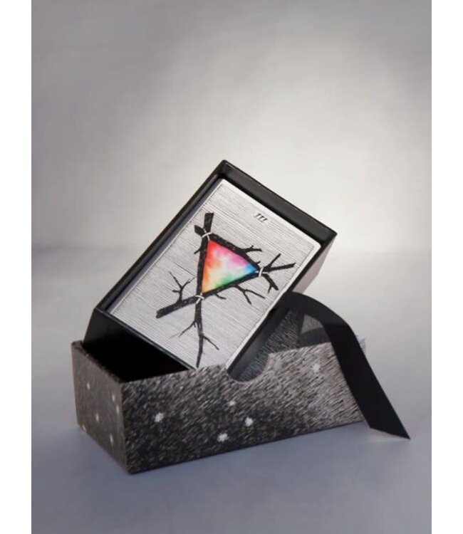 Arkano Books The Wild Unknown - Tarot Deck & Guidebook Set