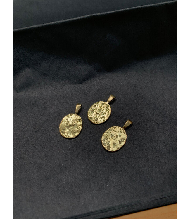 Lunar pendant Necklace Dorado