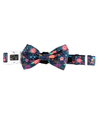 Big and Little Dogs Big and Little Dogs Collar & Bow-tie Stop & Smell The Flowers