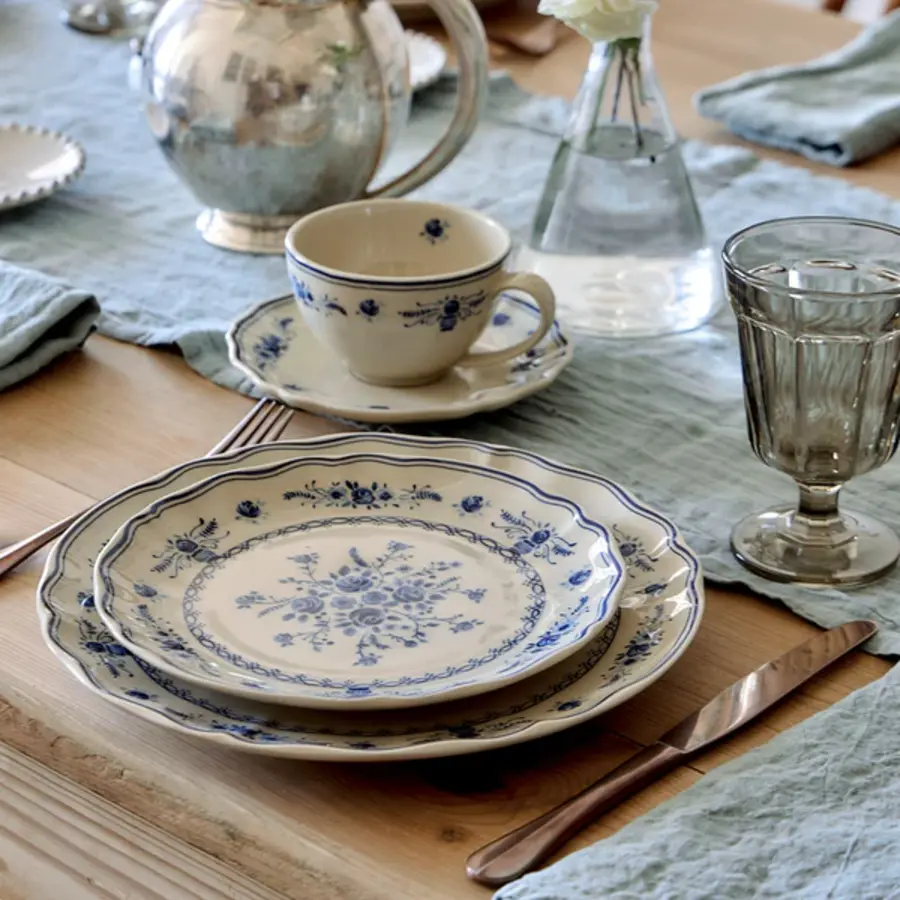 Teacup & saucer 26cl Vila creme-blue