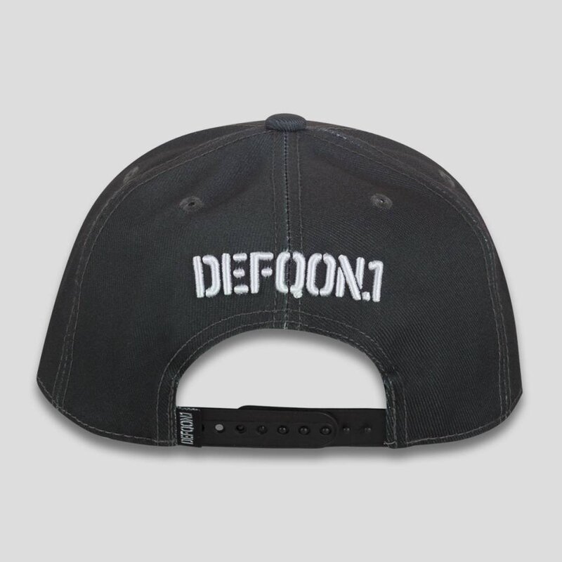DEFQON.1 SNAPBACK GRADIENT BLACK