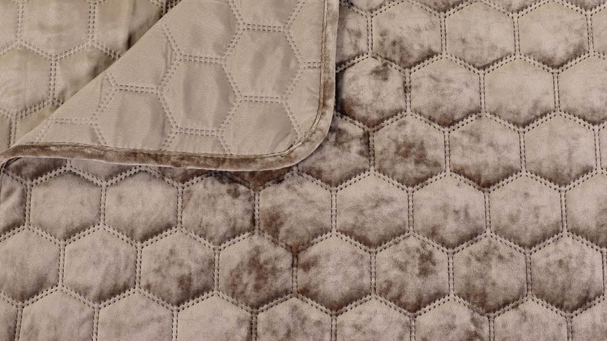 Unique Living - Bedsprei - Tweepersoons - 220x220cm - Taupe
