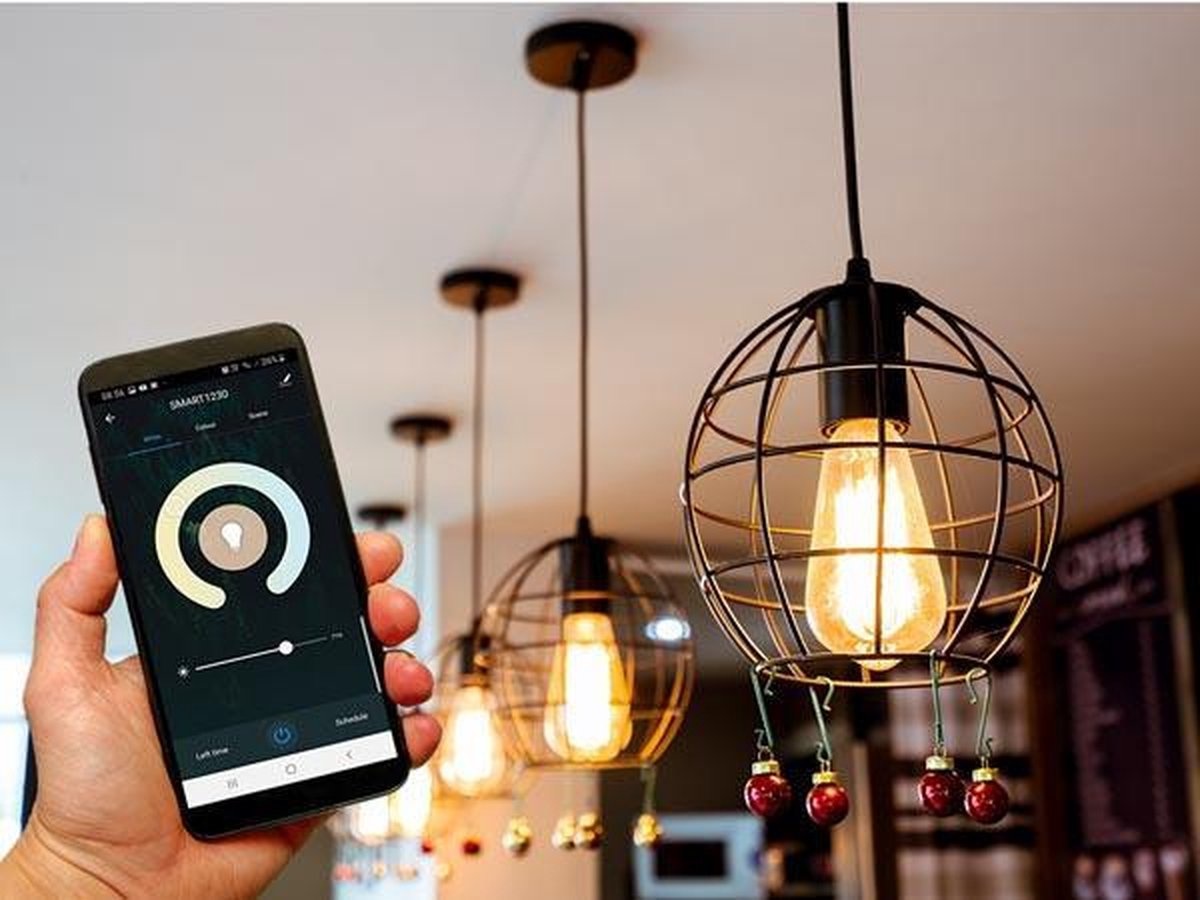 Perel - Smart Wifi-Ledlamp - Warmwit & Intens Warmwit - E27 - St65