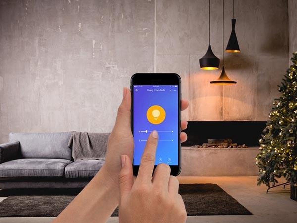 Perel - Smart Wifi LED Lampe - Warmes Weiß & intensives warmes Weiß - E27 - G125