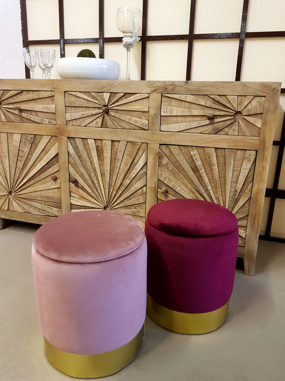 Hocker - Hocker aus Samt - Mit Ablagefläche - Lila - Ø 31 x H 38 cm - Dekorativer Hocker