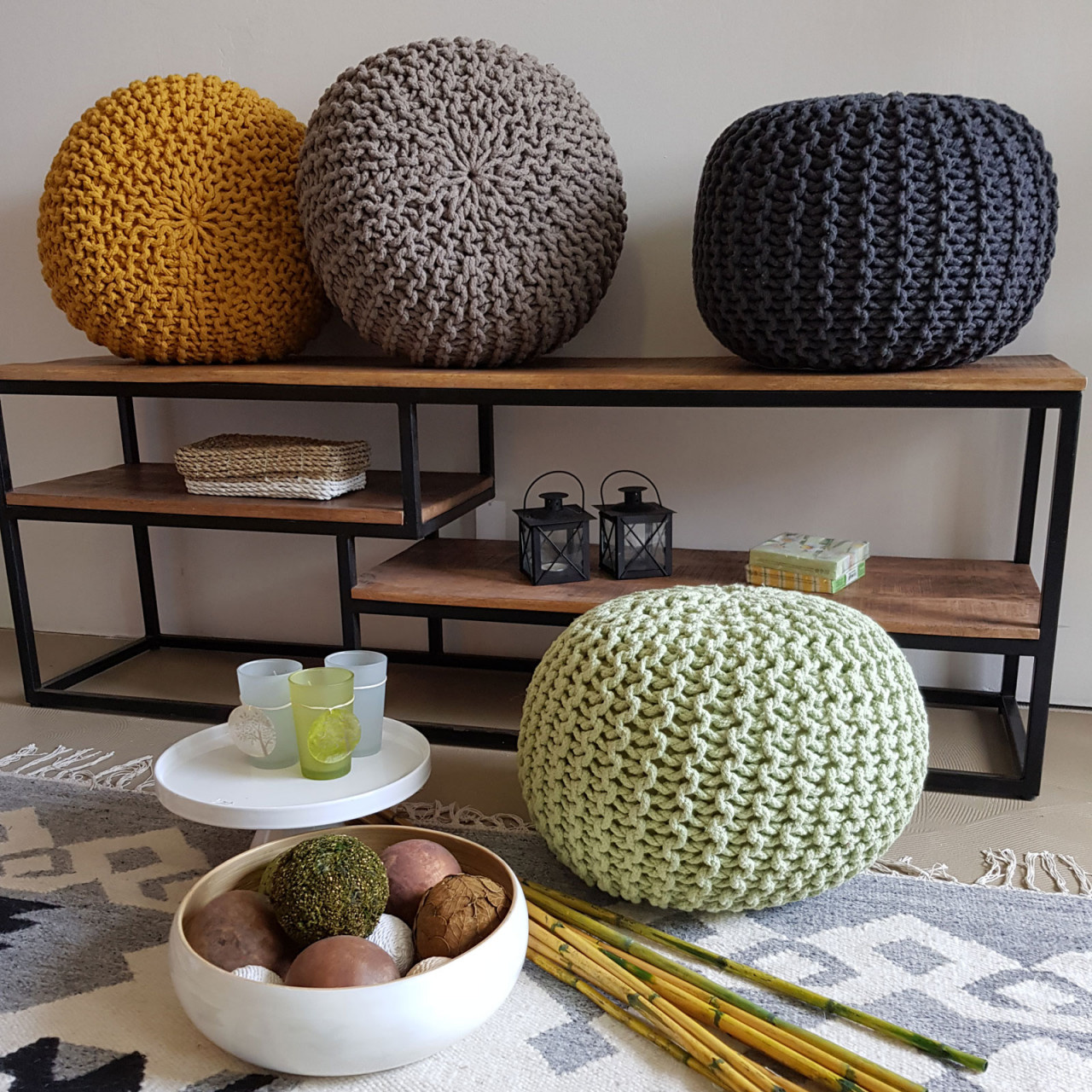 Hocker - Hocker Ø 45 cm x 30 cm - Beige - Grobgestrickte Optik - Langlebig