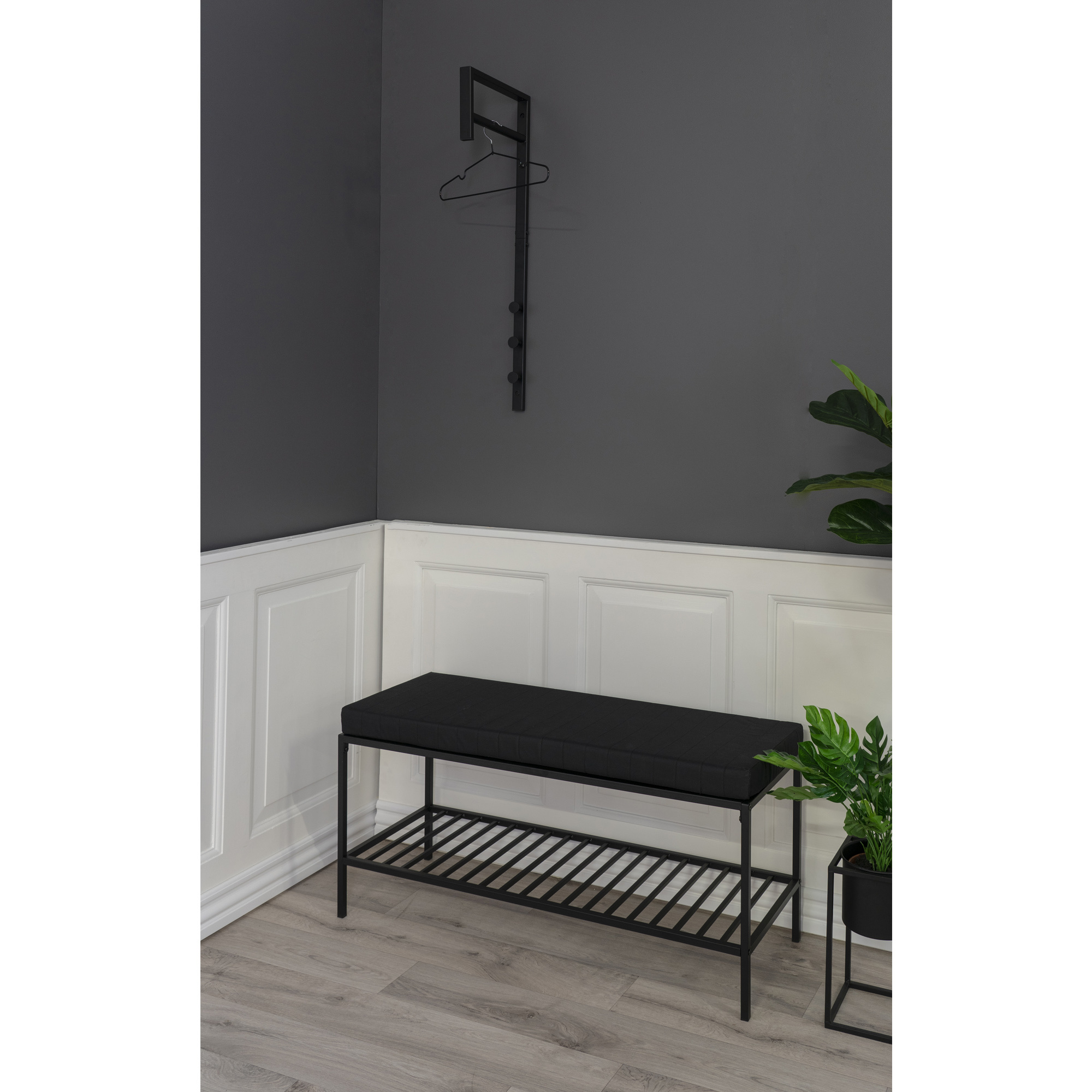 Trento Clothes Rack - Kapstok - Zwart- 3x82cm