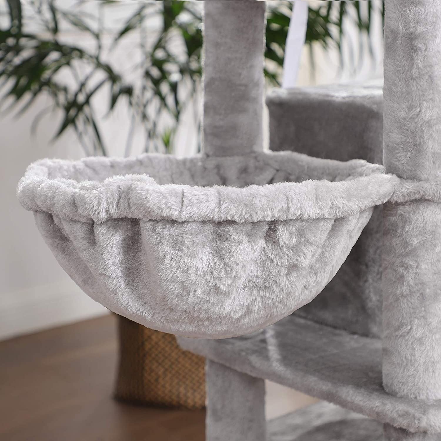 Parya Pets - Stable Scratching Post - Incl. 3 Caves - 2 Baskets - 2 Viewing Platforms - Plush - Gray