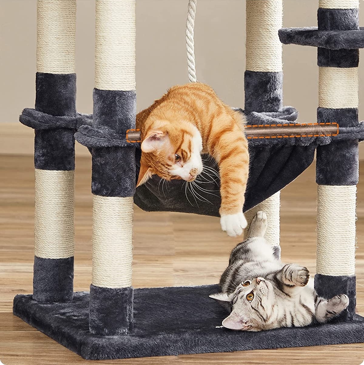Parya Pets - Stable Scratch Post - Incl. Lookout Platforms - Grotto - Hammock - Climbing Tree - Plush - Dark Gray