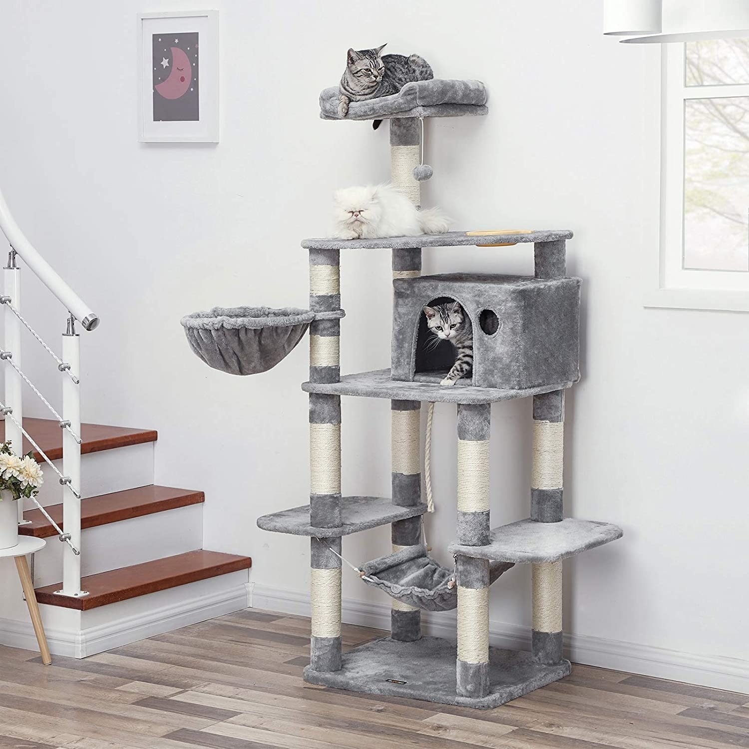 Parya Pets - Stable Scratch Post - Incl. Hammock, Basket, Lookout Platform, Cave - Climbing Tree - Plush - Gray