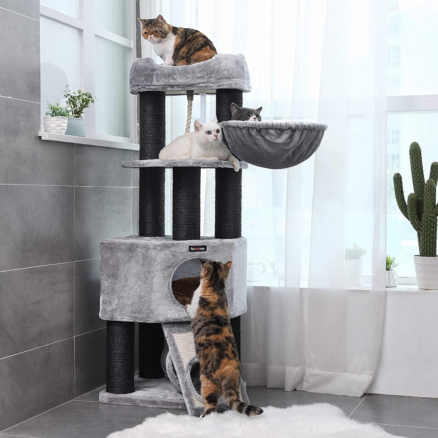 Parya Pets - Stabiele Krabpaal - Uitkijkplatform - Kattentoren - Mand - Grot - Pluche - Grijs & Zwart
