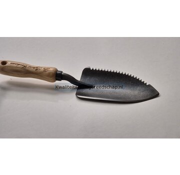 De Pypere Plantschopje met zaagrand Gesmeed & Gehard essen handvat